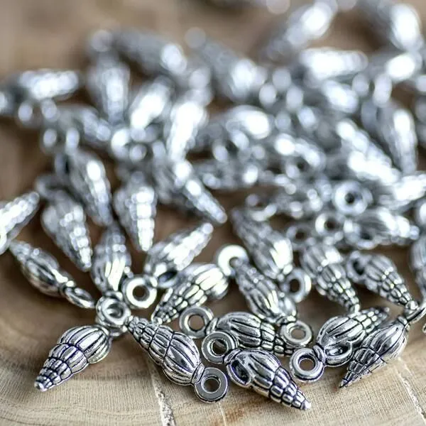 подвеска металлическая "ракушка", цвет античное серебро, 14x5x4 мм