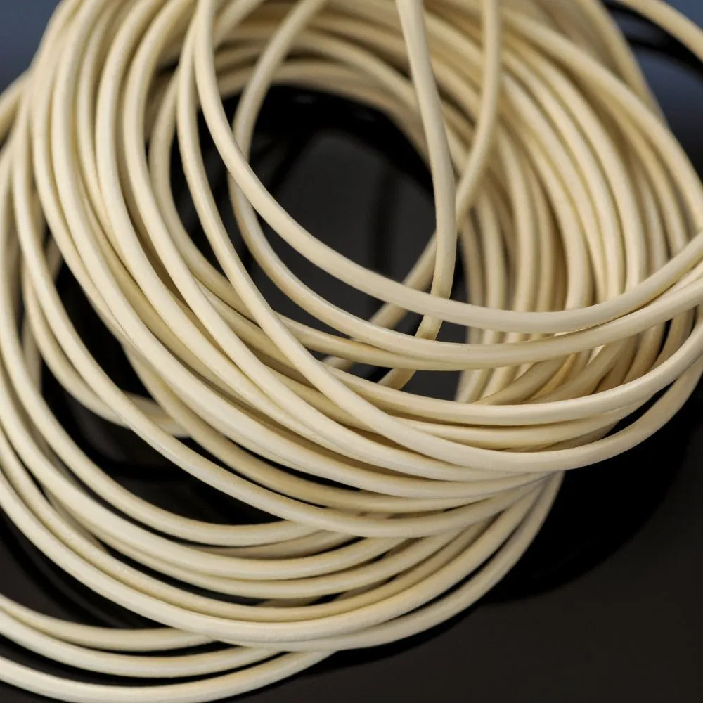 шнур кожаный, цвет кремовый, диаметр 2 мм