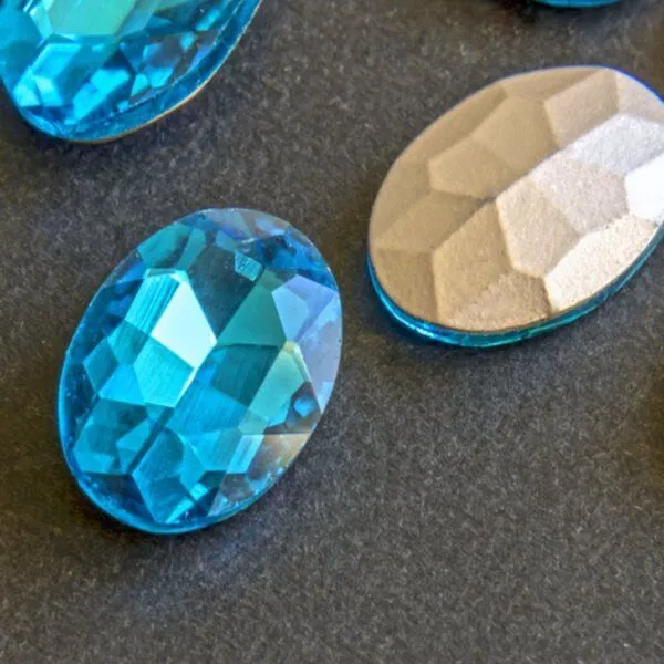 кабошон стекло кристалл, овальный, цвет aquamarine, 25х18 мм