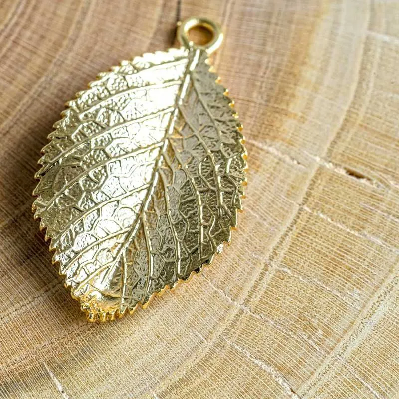 подвеска металлическая "лист", цвет золото, 34x20x4 мм
