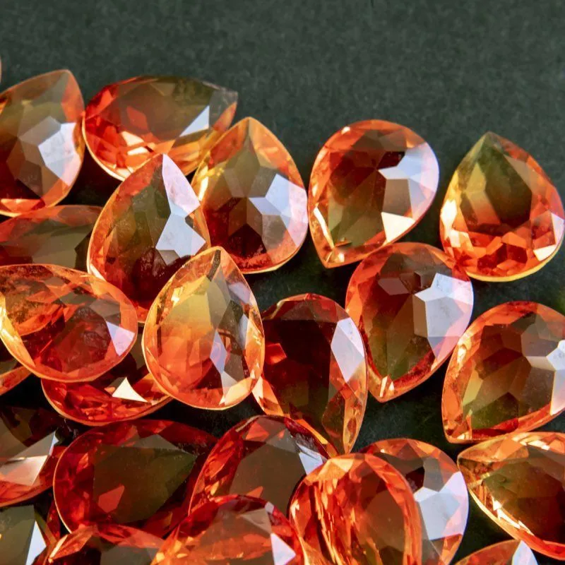 кабошон стекло кристалл, каплевидный, цвет turmaline #6, 18х13 мм