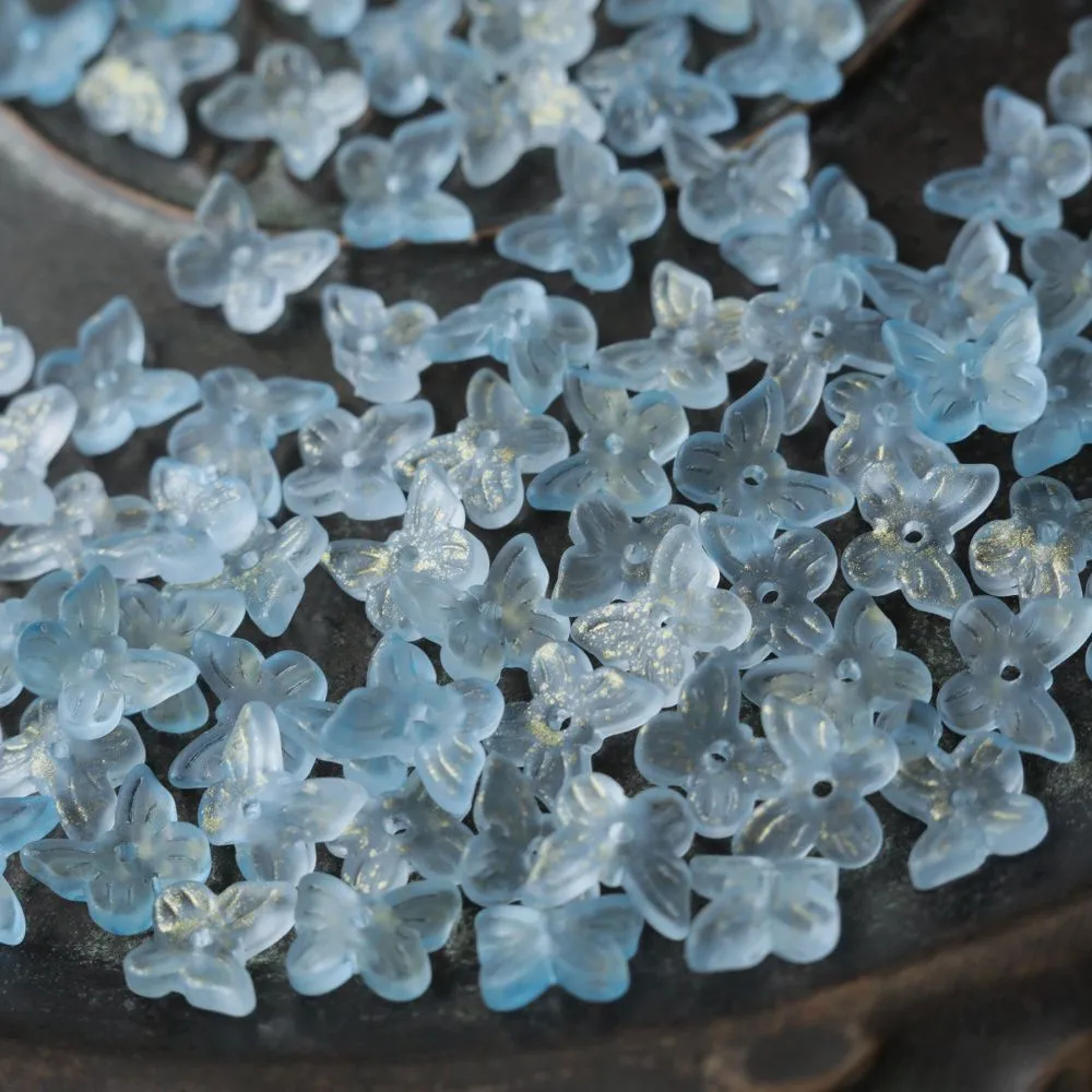 бусина "бабочка", стекло, цвет св.голубой, 10x12 мм