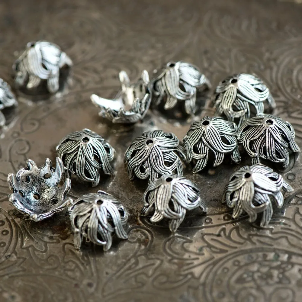 шапочка для бусин "люпин", цвет античное серебро, 15х15х10 мм