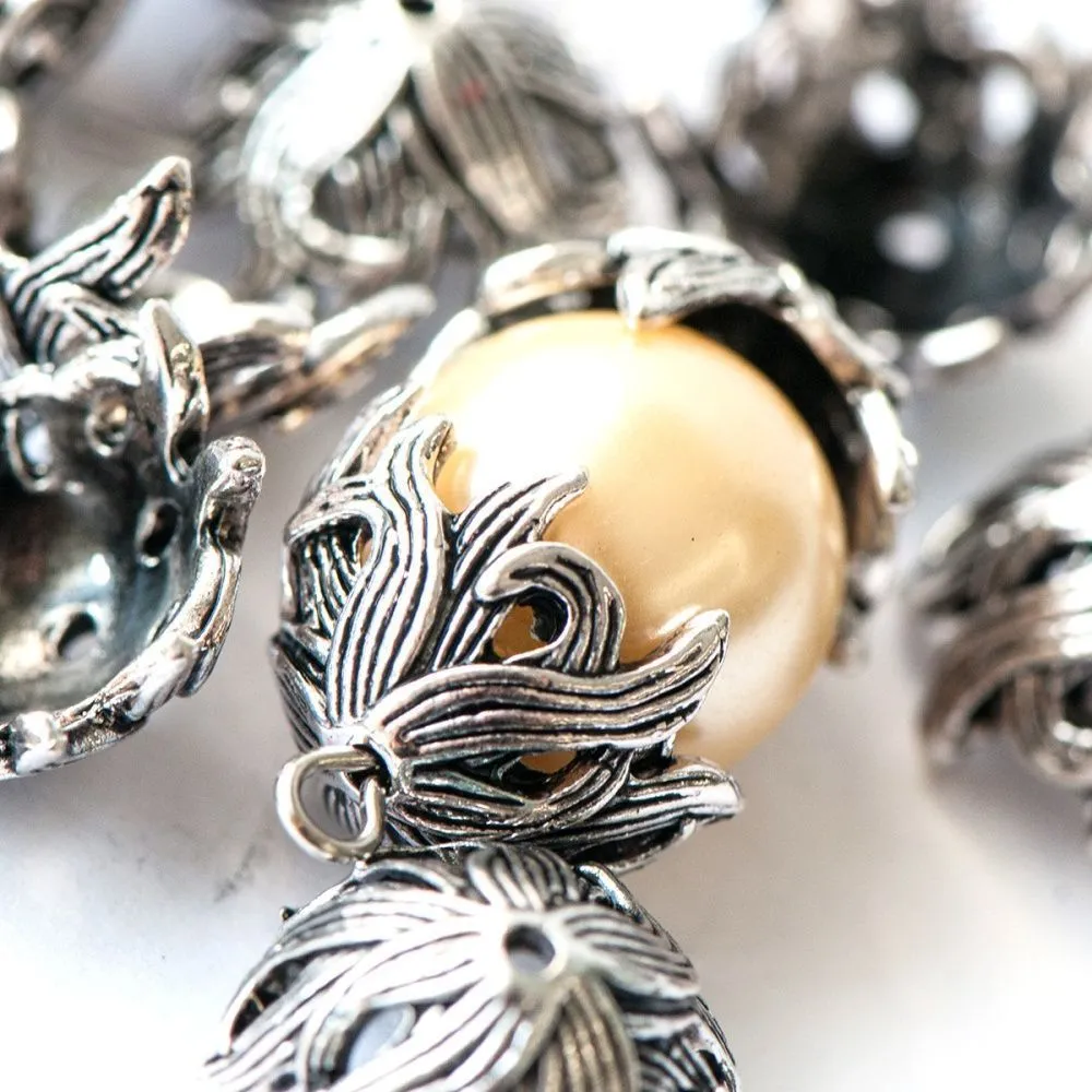 шапочка для бусин "люпин", цвет античное серебро, 15х15х10 мм