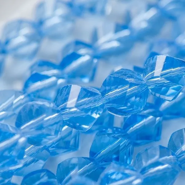 бусина, стекло "яблоко" 8, граненая, цвет голубой, 8х8 мм