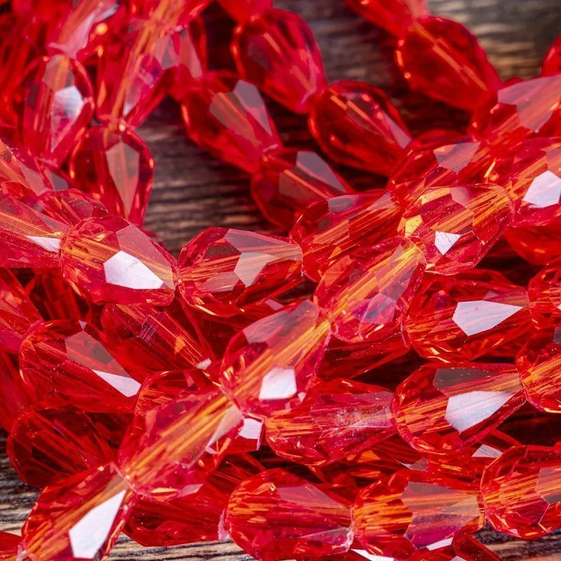 бусина "капля", граненая, стекло, цвет красный, 8х6 мм