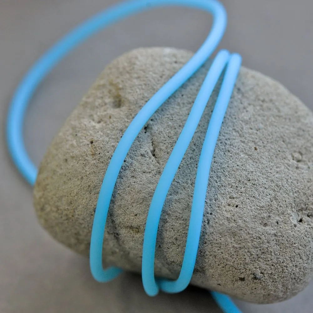 шнур резиновый, с отверстием, цвет голубой, 3 мм