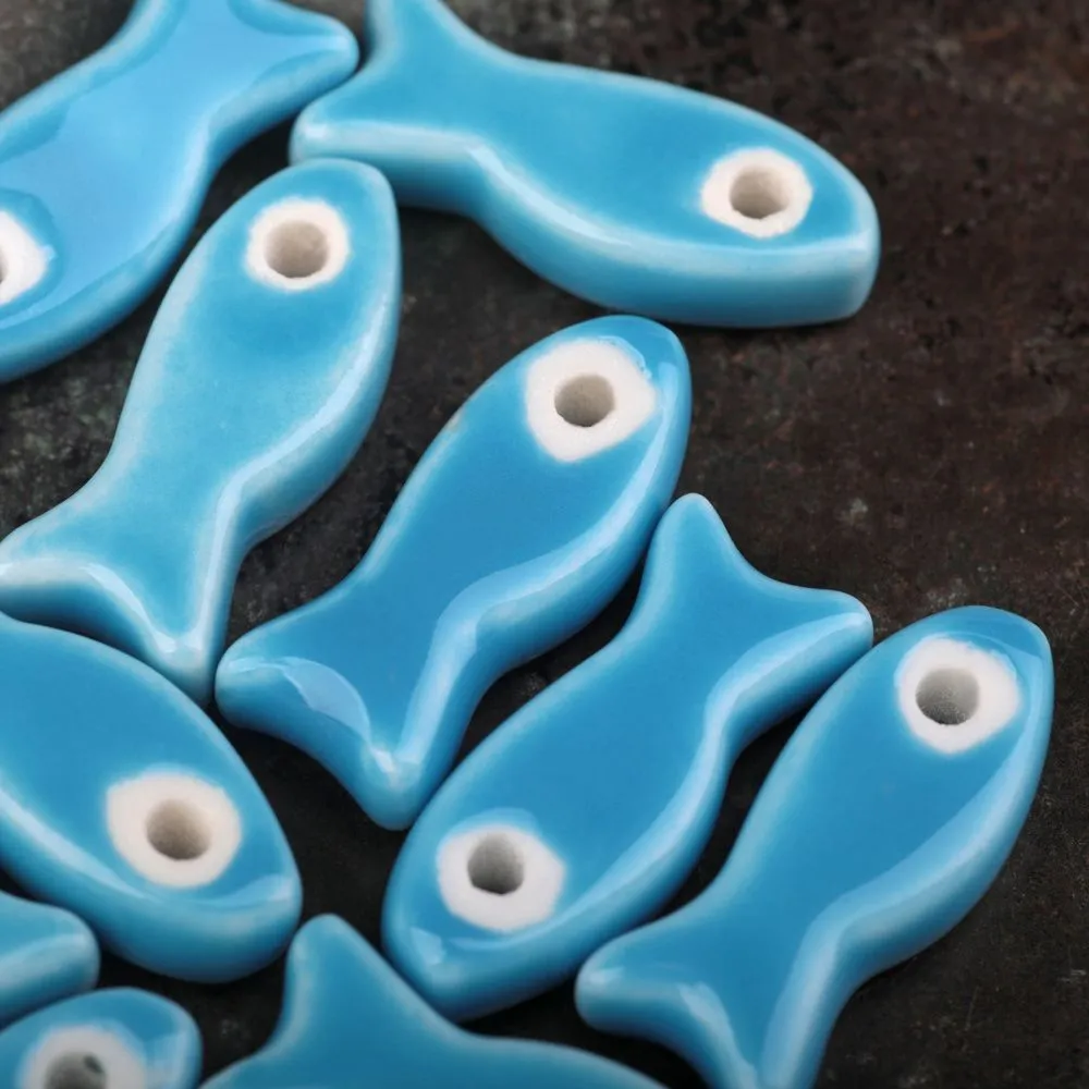 бусина, керамика "рыба", цвет голубой, 24-25x10x6 мм