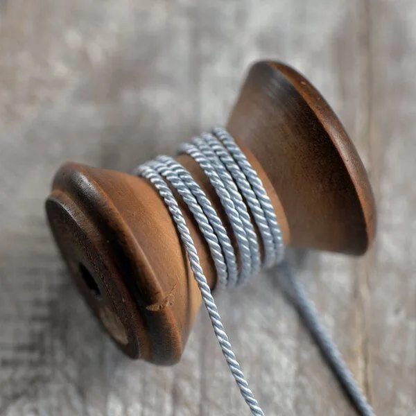 шнур витой из нейлона, цвет серебристый, 1.5 мм