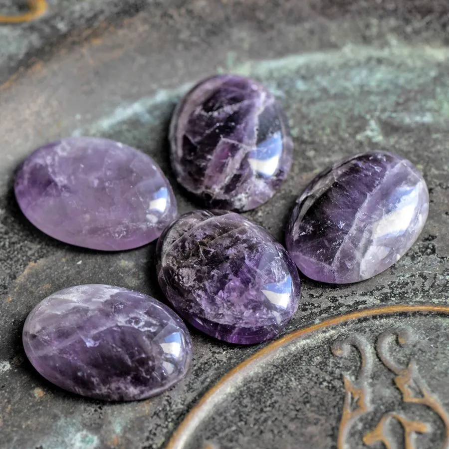 кабошон аметист овальный, цвет фиолетовый, 30x22x6.8 мм