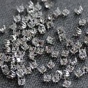 Цапы для стразов, пришивные, квадратные, цвет платина, 4.2х4.2 мм (уп 50 +/- 3 шт)