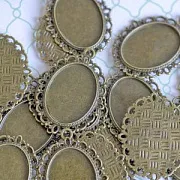 Сеттинг овальный "Ажур", цвет античная бронза, 33х27х2 мм