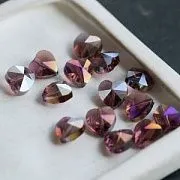 Бусина "Сердечко", стекло, цвет старая роза радужный, 10x10x6.5 мм