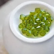Бусина, стекло биконус 6, цвет оливковый, 6 мм