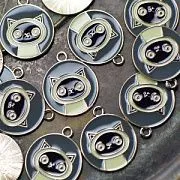 Подвеска металлическая "Кот-космонавт", эмаль, цвет серый/бежевый, 26х21 мм
